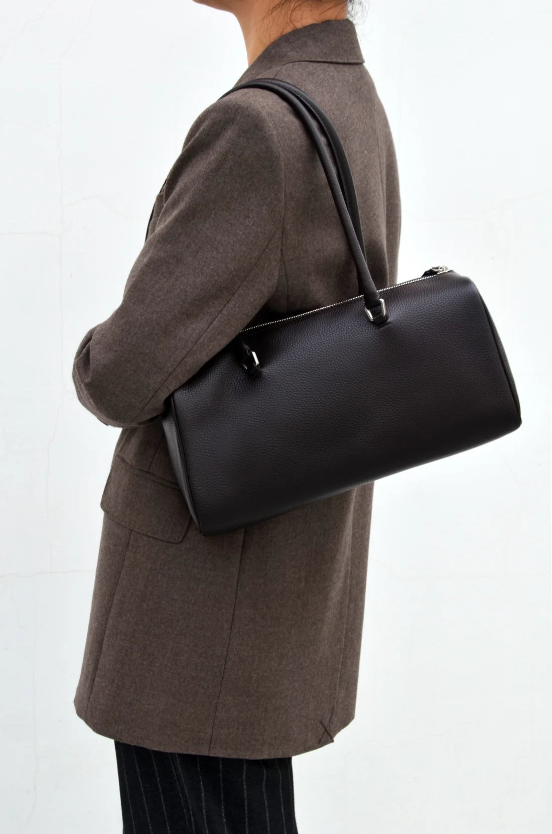 Oversized Barrel Full‑Grain Leather Boston Shoulder Bag